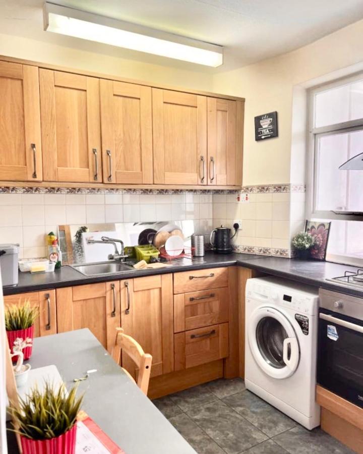 Central London Zone 1 Cosy All Inclusive Room ภายนอก รูปภาพ